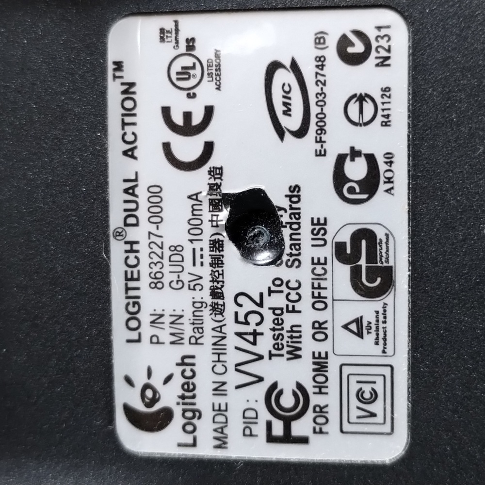 Logitech Game Pad - Picture 5 of 8